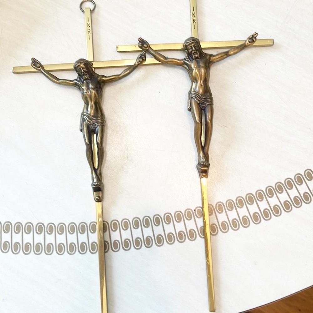 vintage brass Jesus cross crucifix wall hanging